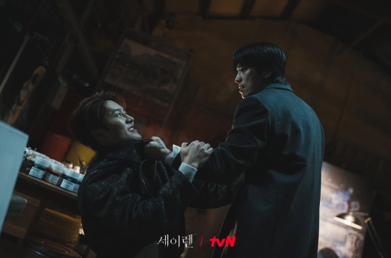 Park Ji An dan Wi Ha Joon di drama Siren’s Kiss