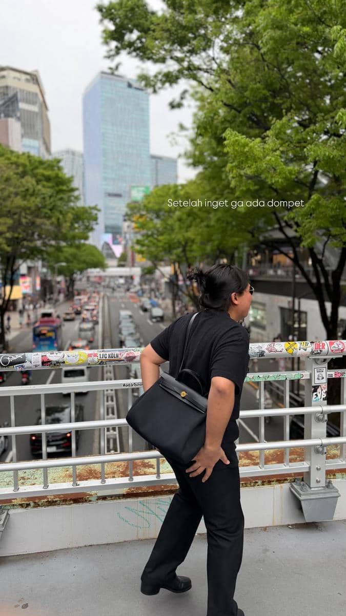 Keanu Agl berlibur di Jepang