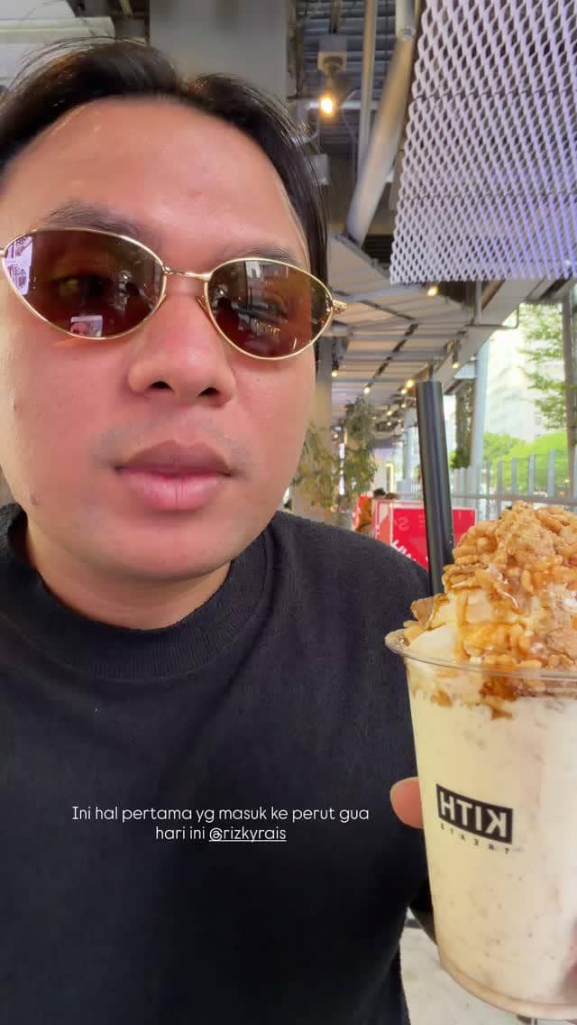 Keanu Agl berlibur di Jepang