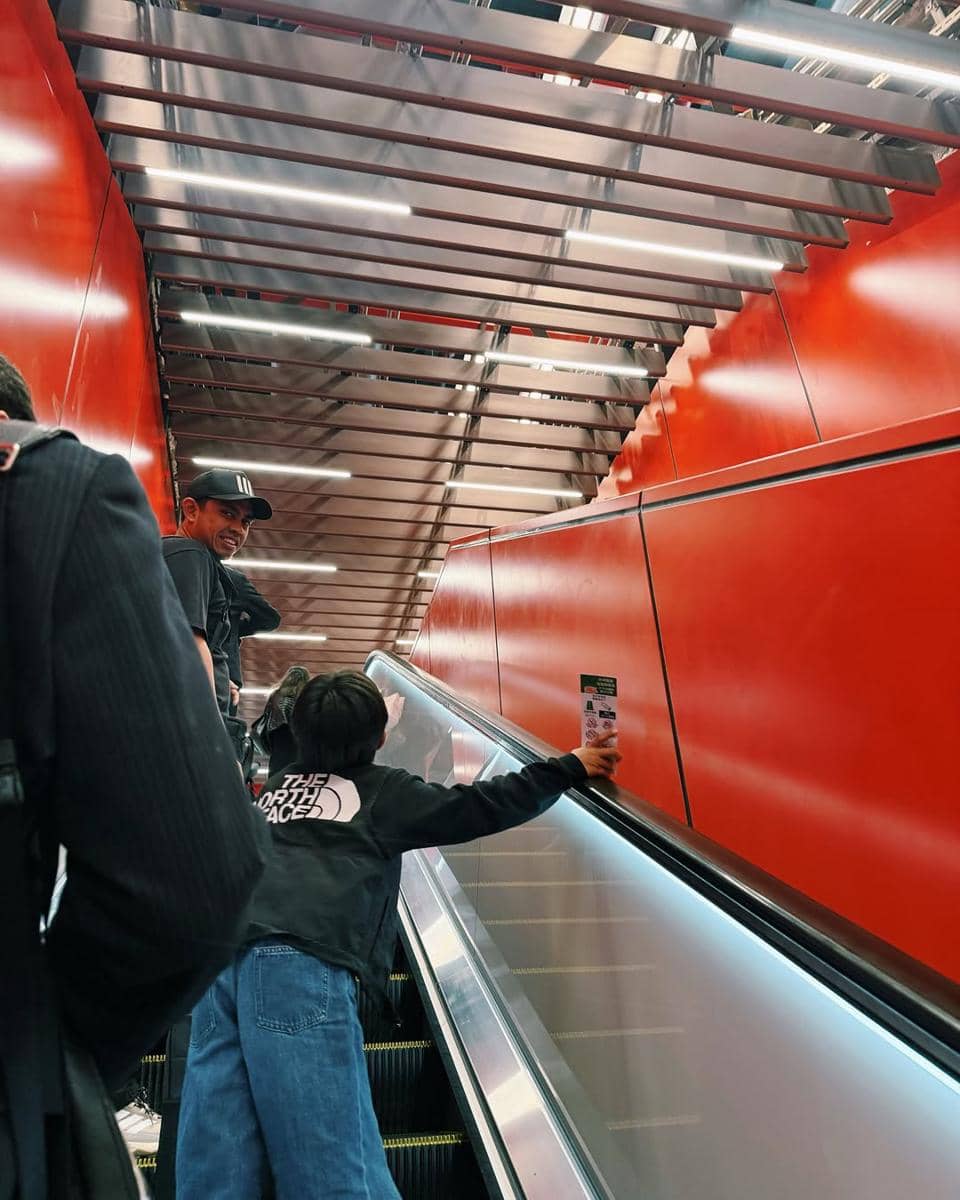 Keluarga Ayudia Bing Slamet berkeliling Taipei