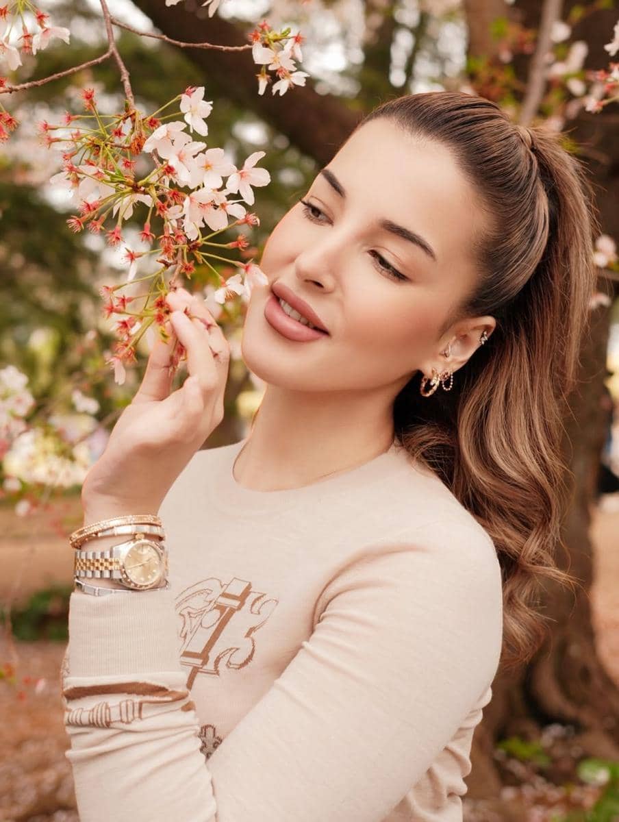 Photoshoot Tasya Farasya di Shinjuku Gyoen National Garden