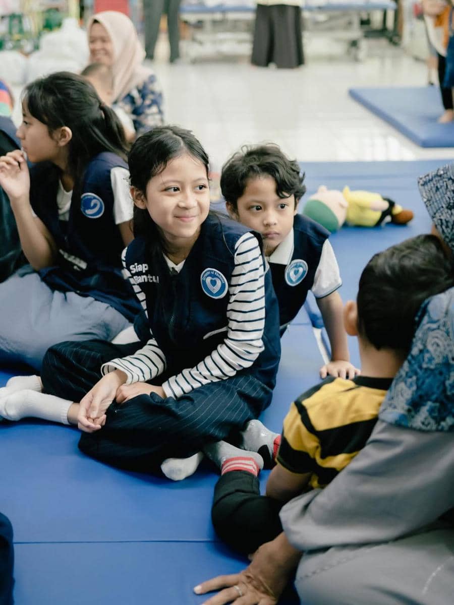 Natasha Rizky ajak anak dalam kegiatan berbagi di RSCM