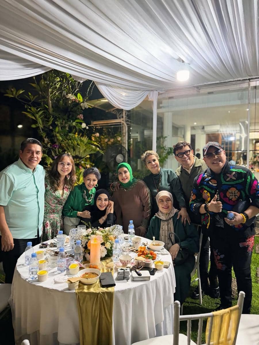 Rieta Amilia ulang tahun