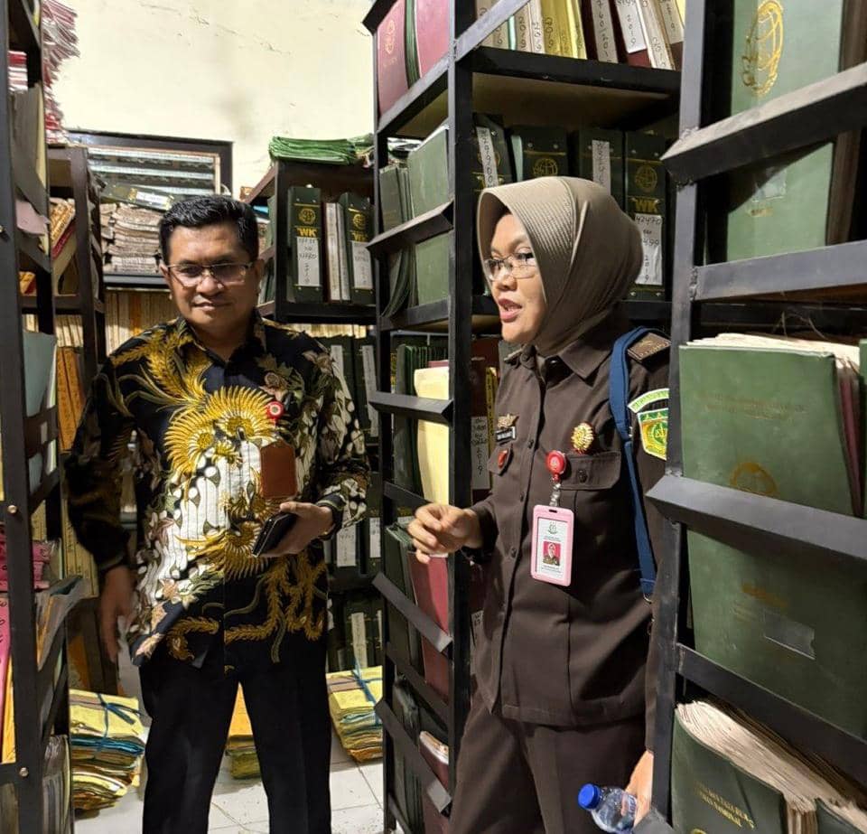 Kasus Gratifikasi-TPPU, Kejati NTB Geledah Kantor BPN Lombok Tengah