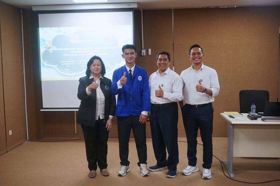 potret Arhan selesaikan sidang skripsi