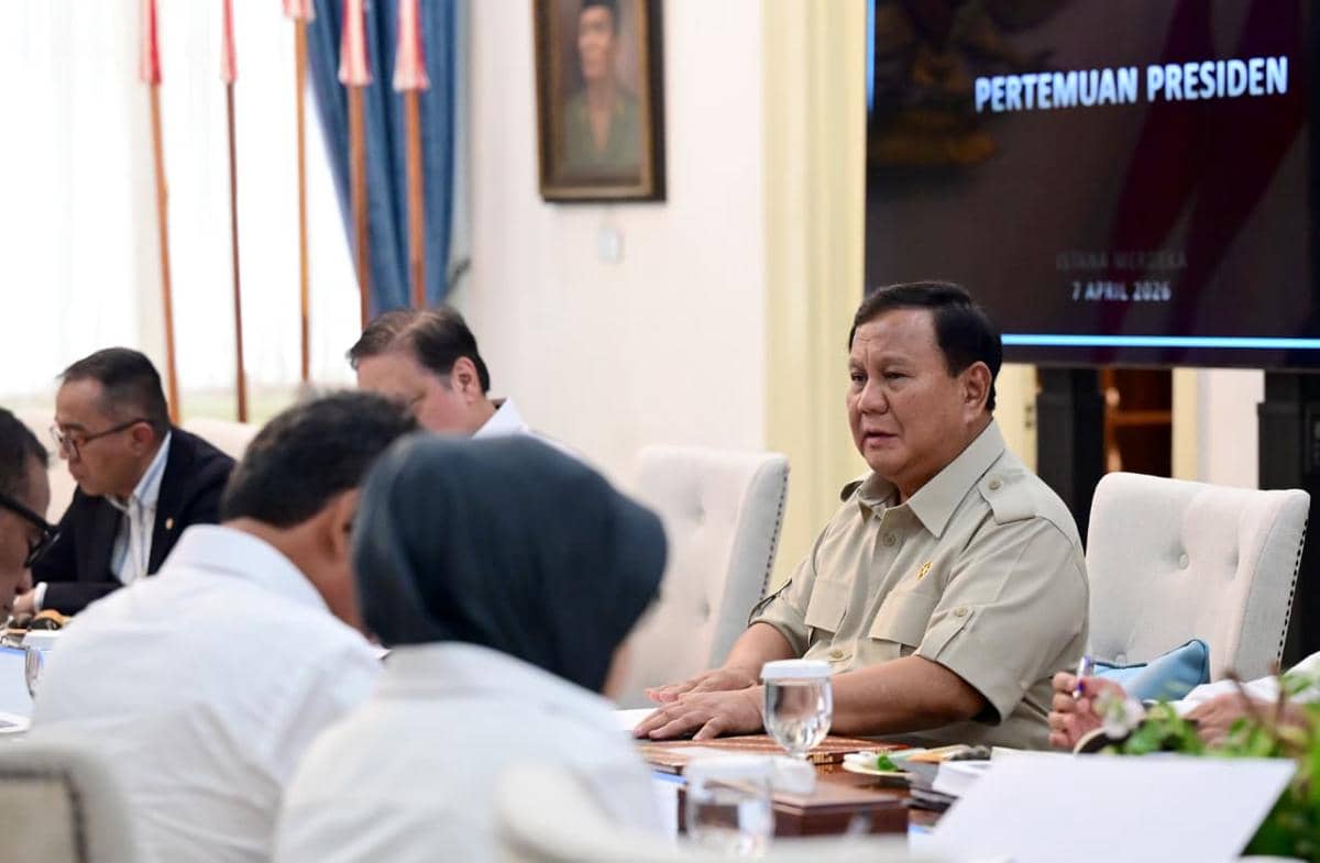 Presiden Prabowo Subianto memimpin rapat terbatas (Ratas), Selasa (7/4/2026) (dok. Sekretariat Presiden)