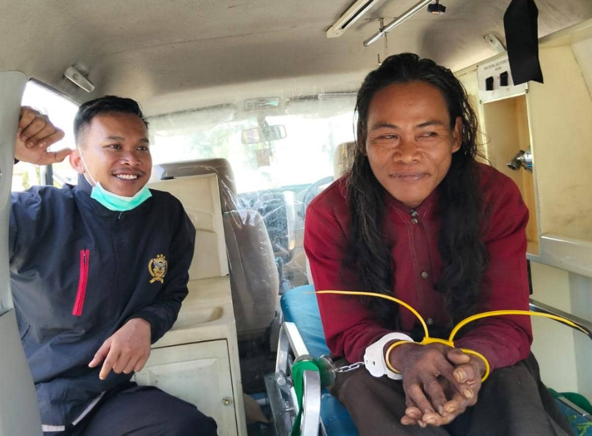 Pelaku ODGJ Aniaya Bocah di Pringsewu, Tersenyum Saat Ditangkap Polisi