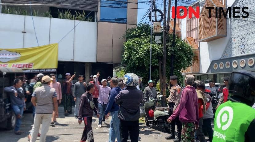 Sosialisasi Parkir di Surabaya Tegang, Jukir Permasalahkan Bagi Hasil