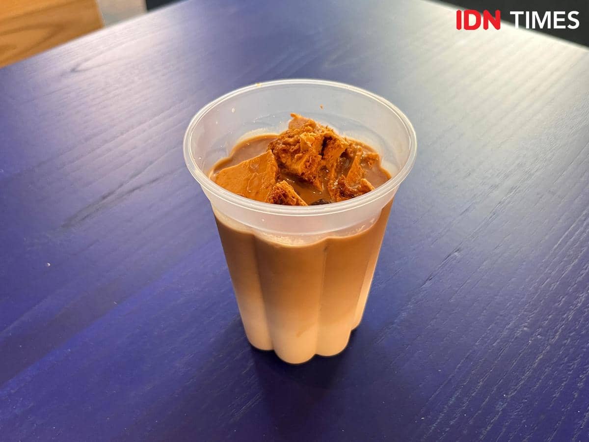 Potret Okinawa Caramel Latte, Bean Star Coffee, Gandaria City, Jakarta Selatan