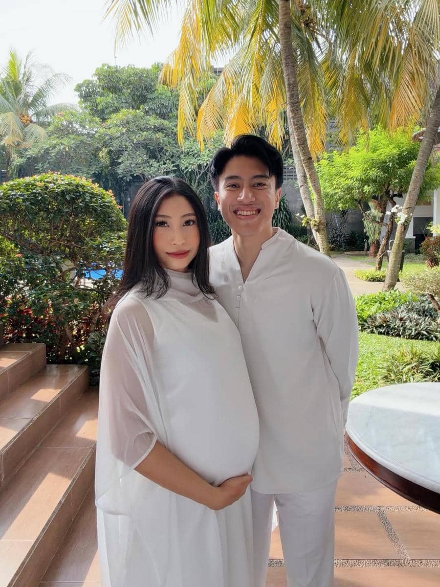 OOTD Couple Ragahdo-Septiningtyas (instagram.com/septiningtyas)