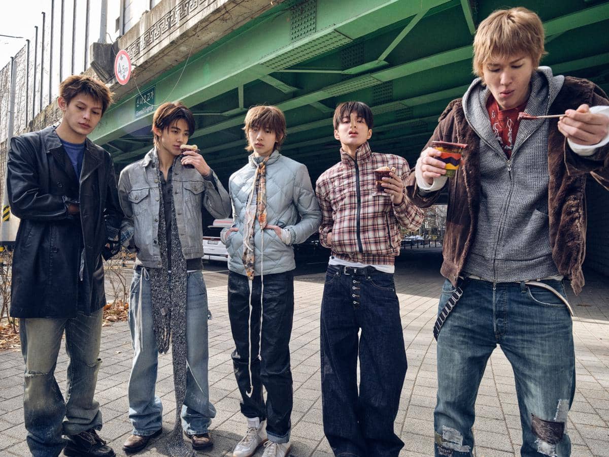 CORTIS pemotretan bertajuk BRIDGE untuk mini album GREENGREEN