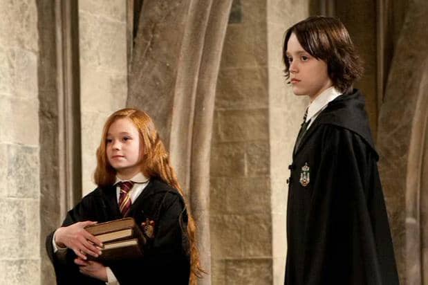 cuplikan adegan Lily dan Snape kecil