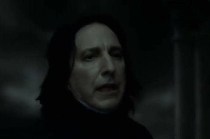 cuplikan adegan Snape membunuh Dumbledore