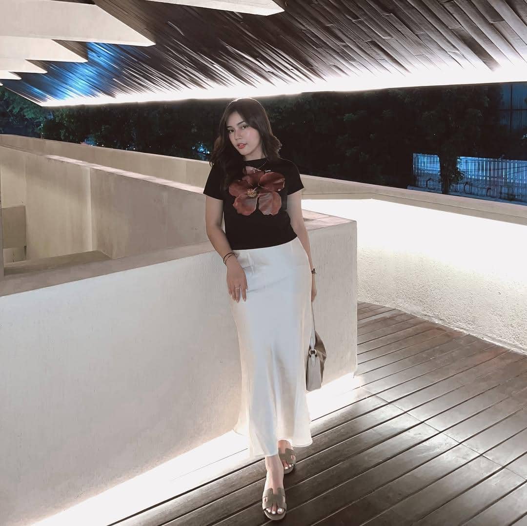 OOTD Feminin ala Fay Nabila