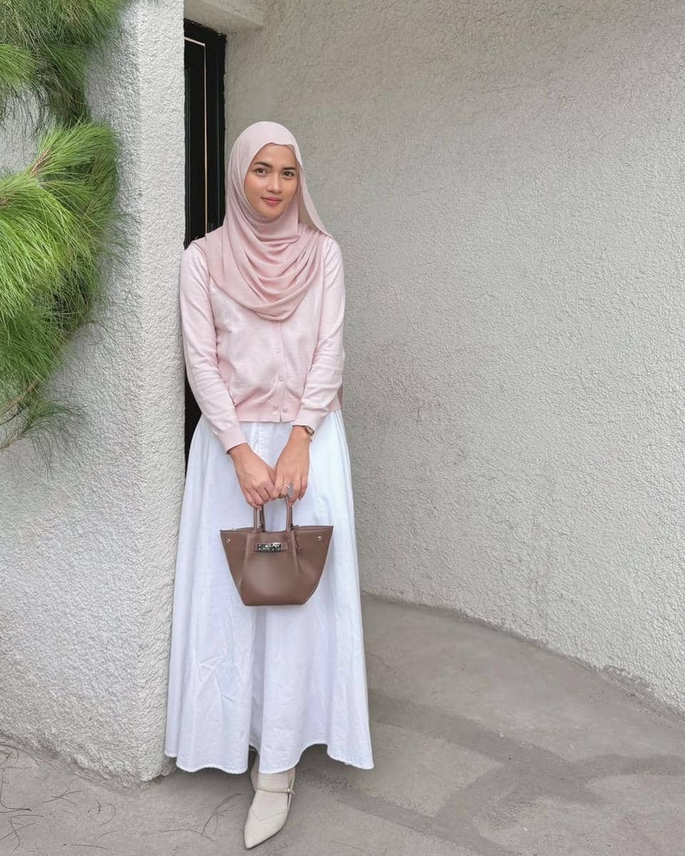 OOTD Rok Putih ala Nilla Alficha