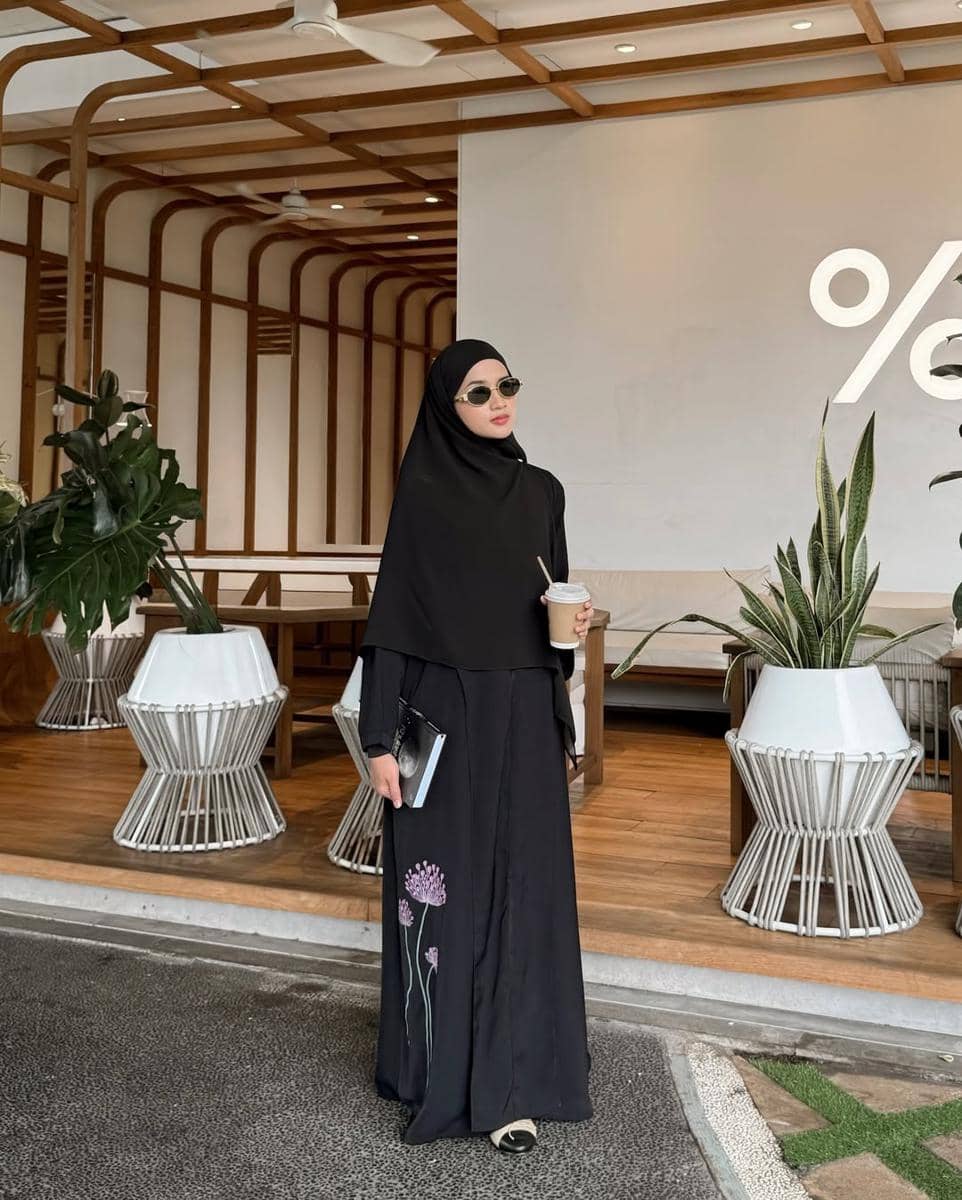 OOTD Hijab Syar'i ala Nilla Alficha