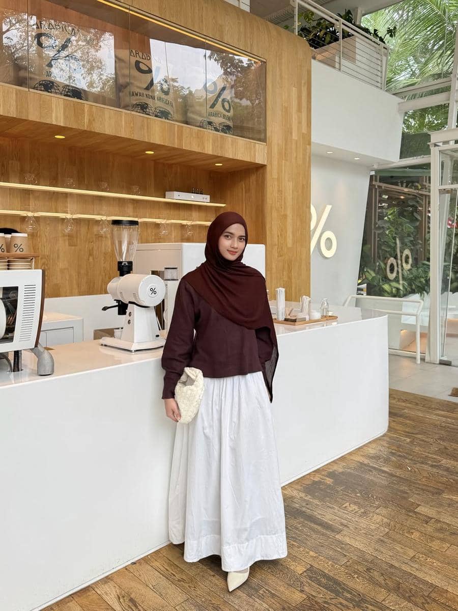 OOTD ke Kafe ala Nilla Alficha