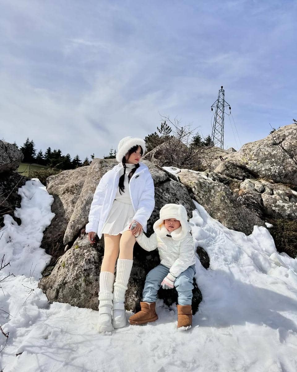 OOTD tante-keponakan ala Fuji dan Gala Sky