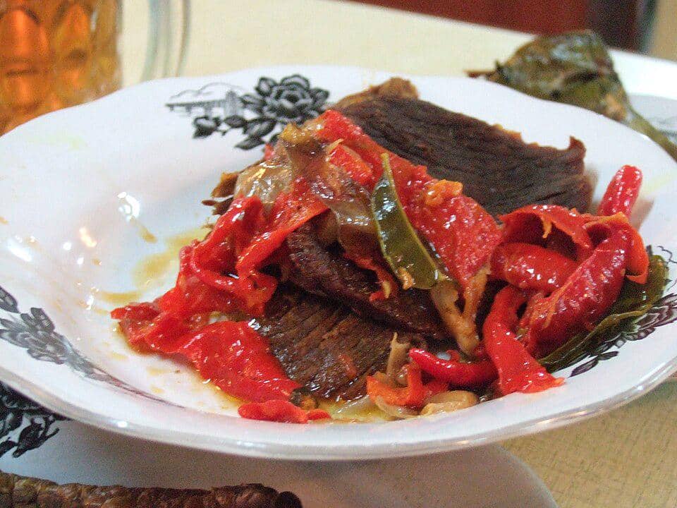 5 Tips Mengolah Bumbu Sambal untuk Dendeng Batokok