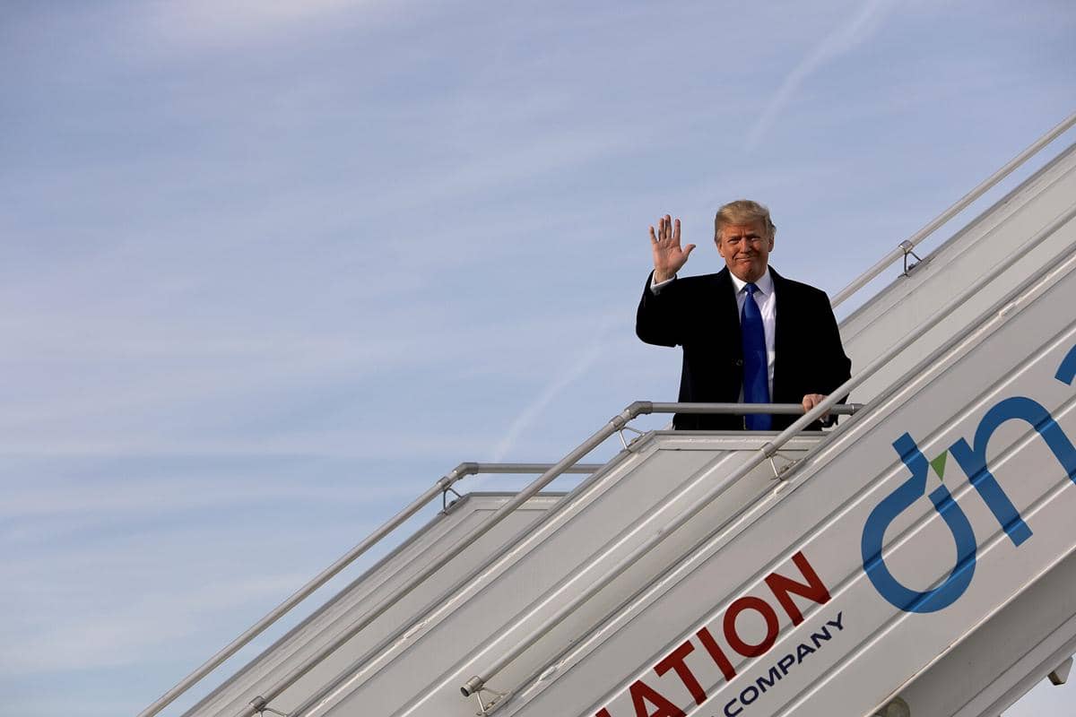 Negosiasi Alot, Trump Tunda Serangan ke Iran selama 2 Pekan