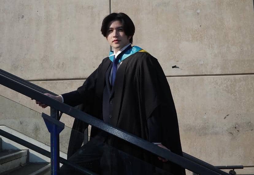 wisuda Boom Natthapat di University of Bath