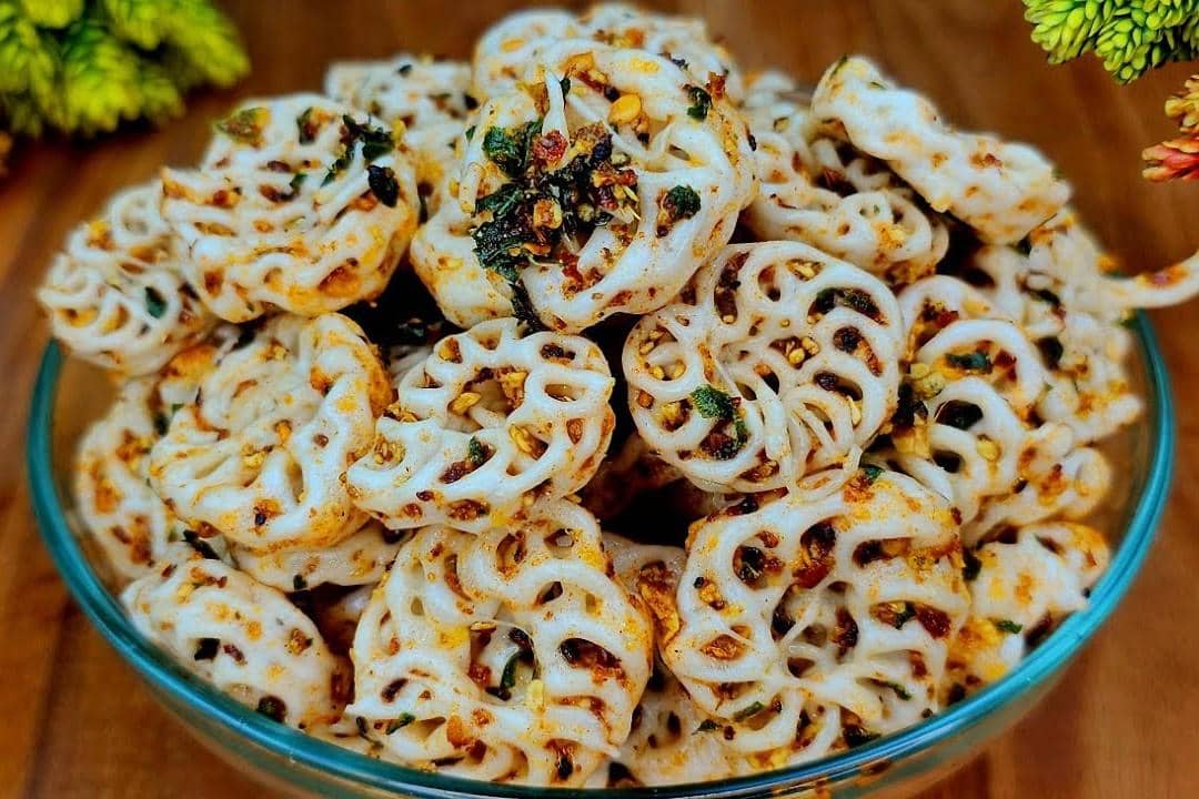 ilustrasi kerupuk seblak bantat 