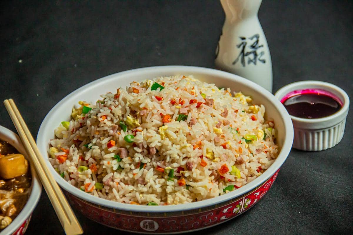 ilustrasi nasi goreng mentega 