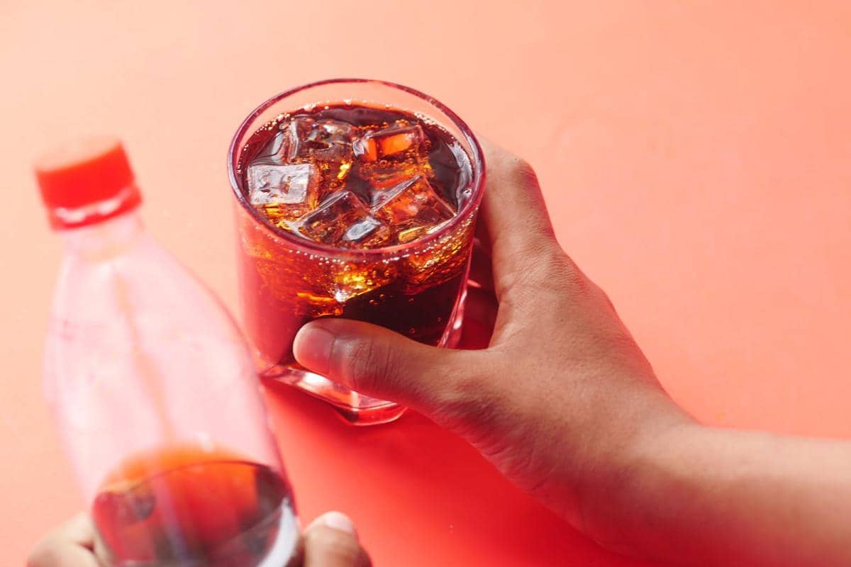 ilustrasi minuman bersoda 