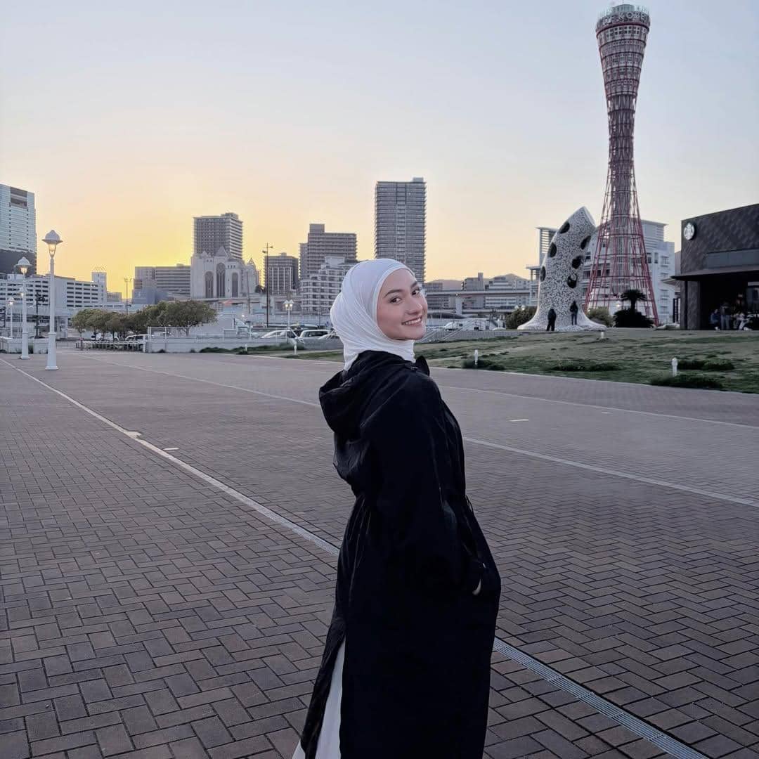 Nadzira Shafa berlibur di Jepang