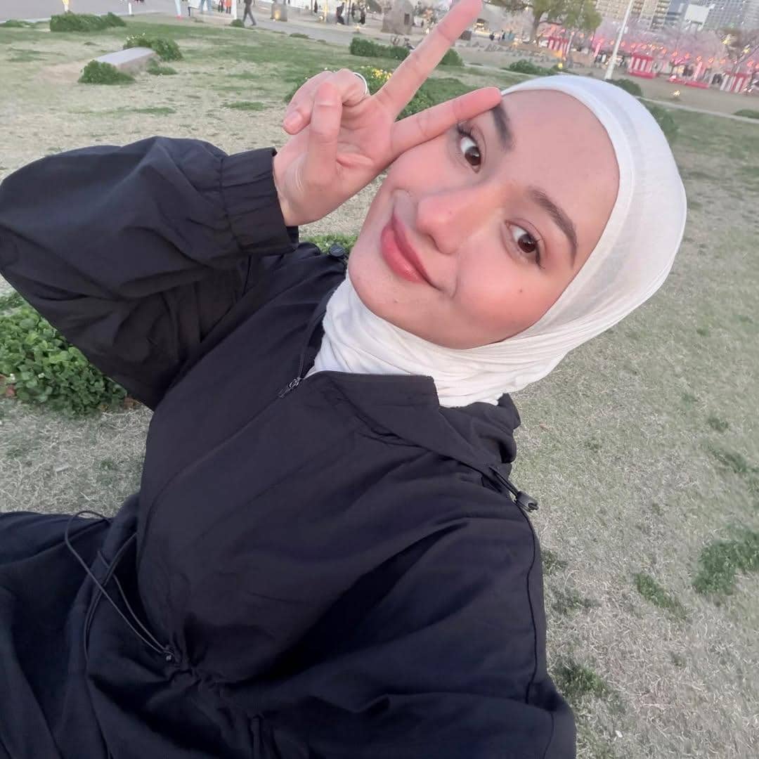 Nadzira Shafa berlibur di Jepang