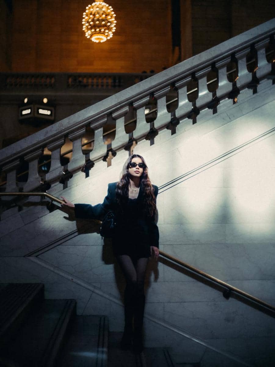 Photoshoot Sabrina Chairunnisa di Grand Central Station New York
