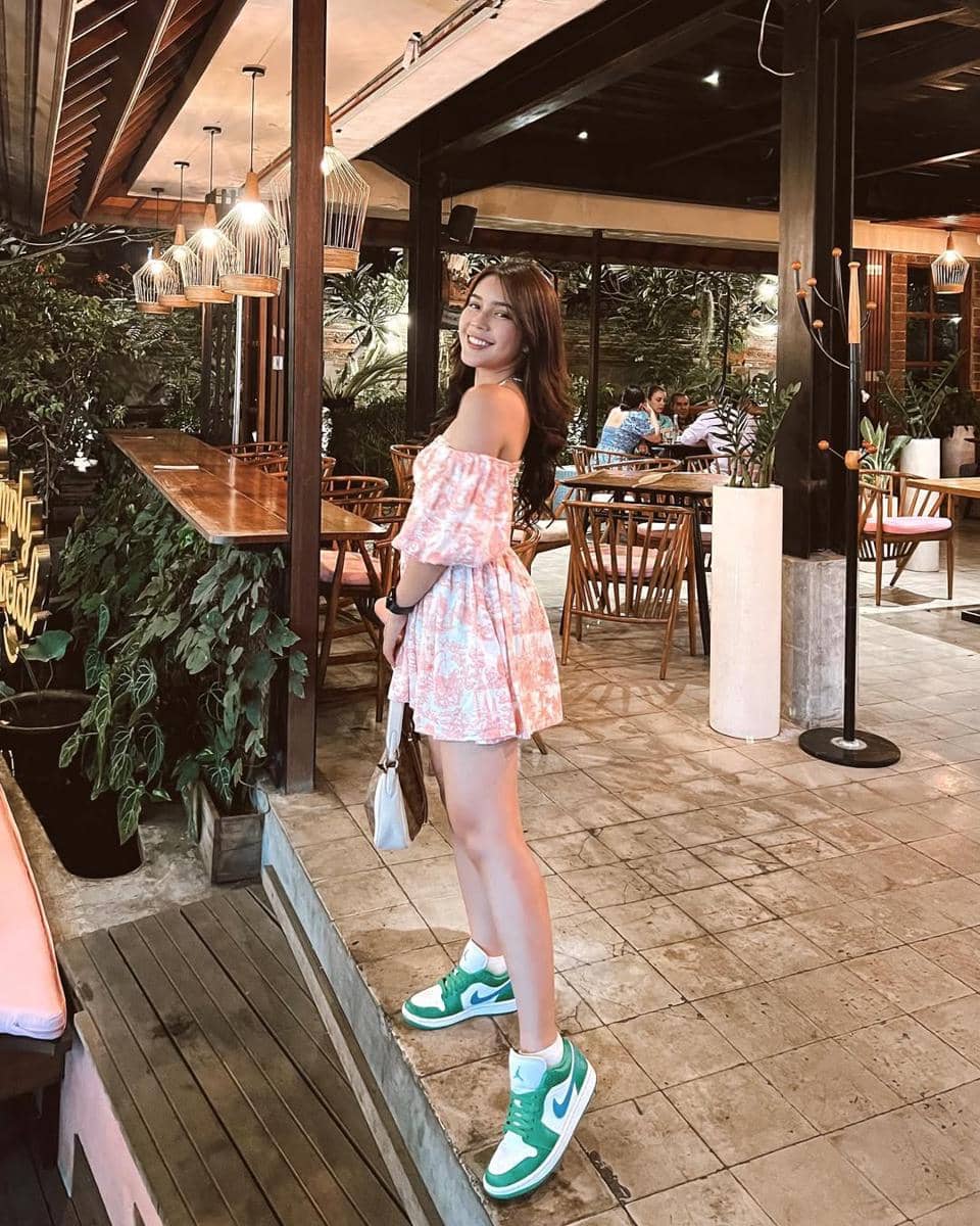 OOTD Feminin ala Fay Nabila