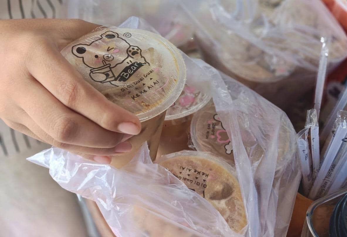 Harga Plastik Meroket, UMKM Dilema hingga Terpaksa Naikkan Harga Jual