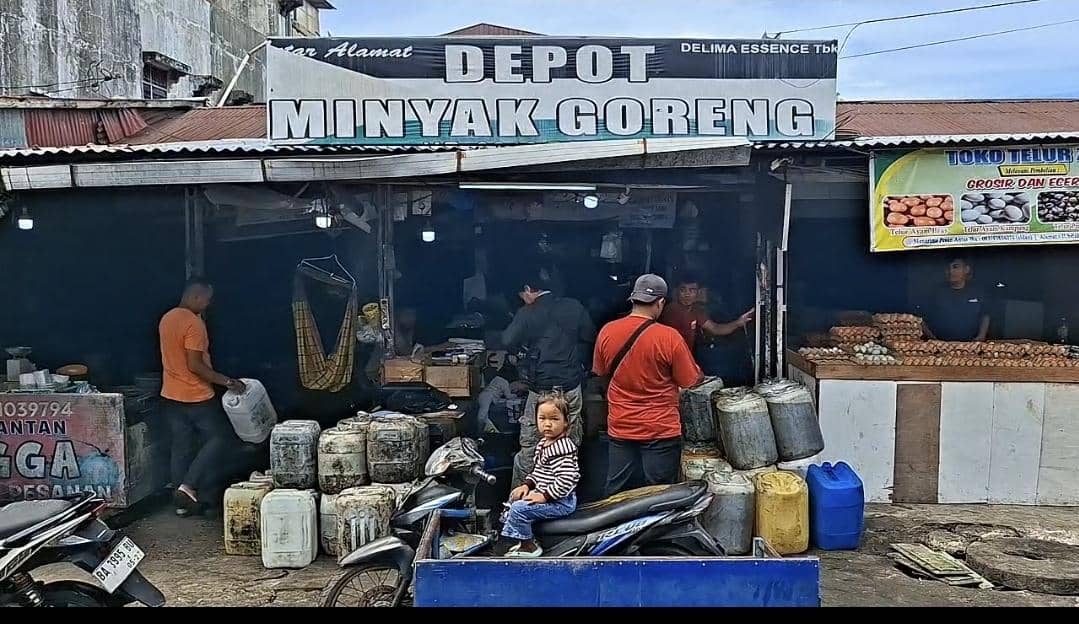Depot penjualan Minyak Goreng di Kota Padang