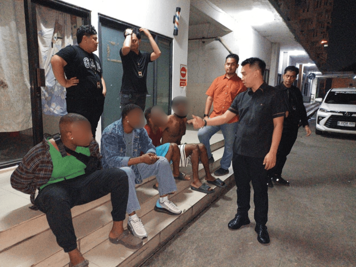 5 WNA Nigeria Ditangkap di Bekasi, Ada yang Overstay Lebih dari 8 Tahun