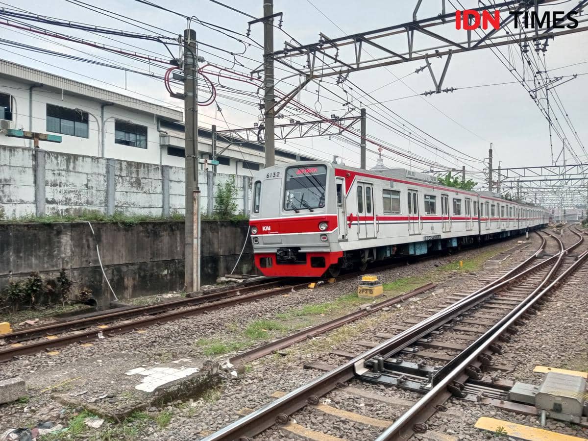 KRL Bogor Lakukan Penyesuaian Mulai 13 April, Tiga Jalur Bakal Ditutup
