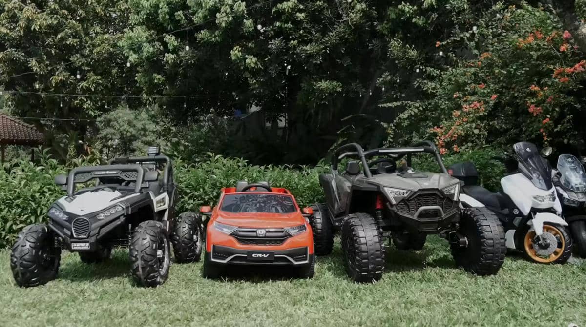 Ide Acara Tedak Siten Selain Prosesi Adat ala Erika Carlina (youtube.com/@raxneil)