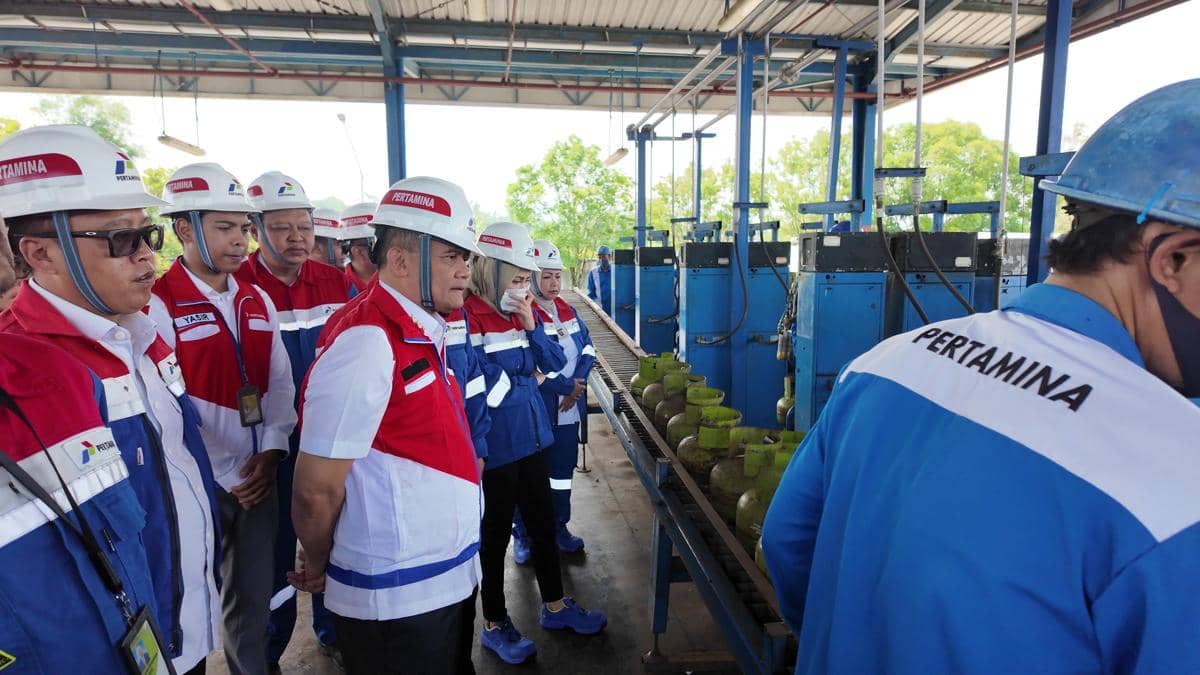 Pertamina Pastikan Stok Gas LPG Aman, Sidak Bareng Gubernur Jateng di Karangnyar