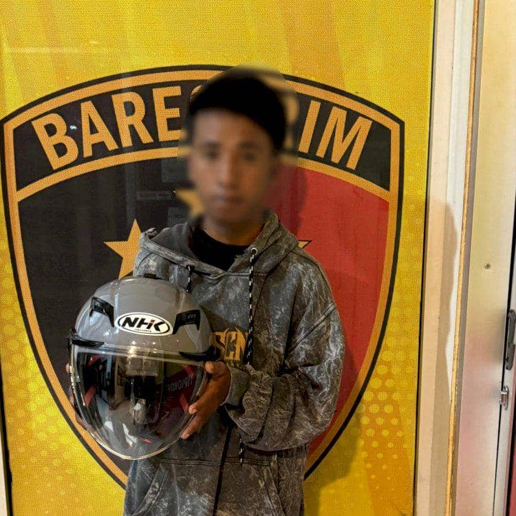 Pelaku pencuri helm di Markas Polresta Kupang Kota diamankan. 