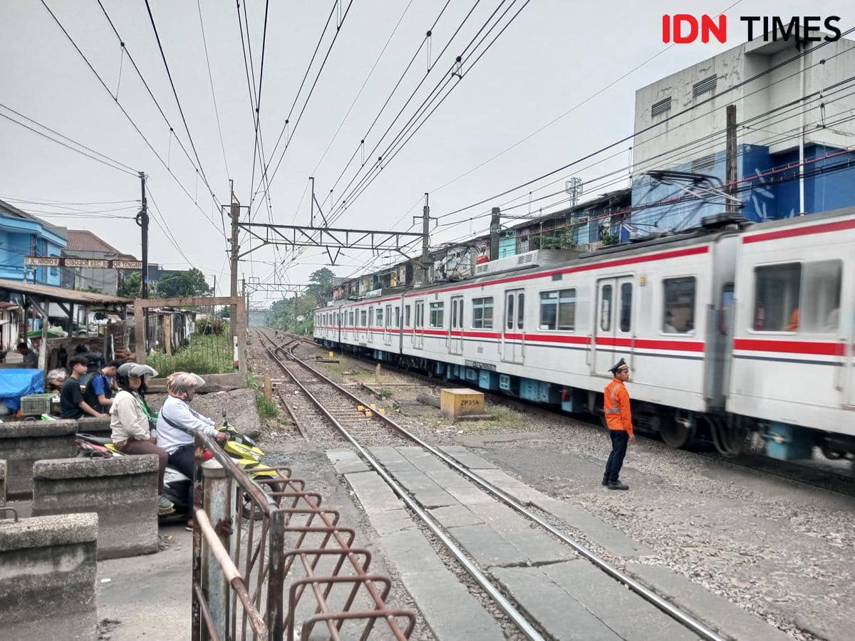 KRL Bogor Lakukan Penyesuaian Mulai 13 April, Tiga Jalur Bakal Ditutup