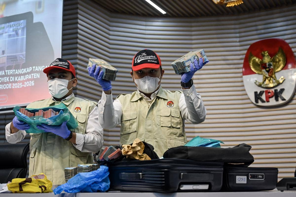 Sekda Rejang Lebong Diperiksa KPK Soal Penerimaan Uang Bupati