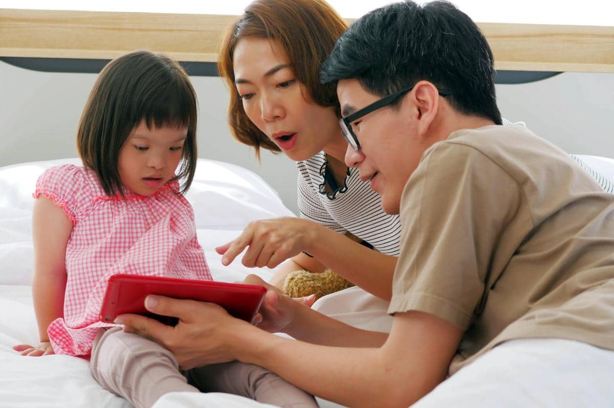 anak yang sedang ngambek