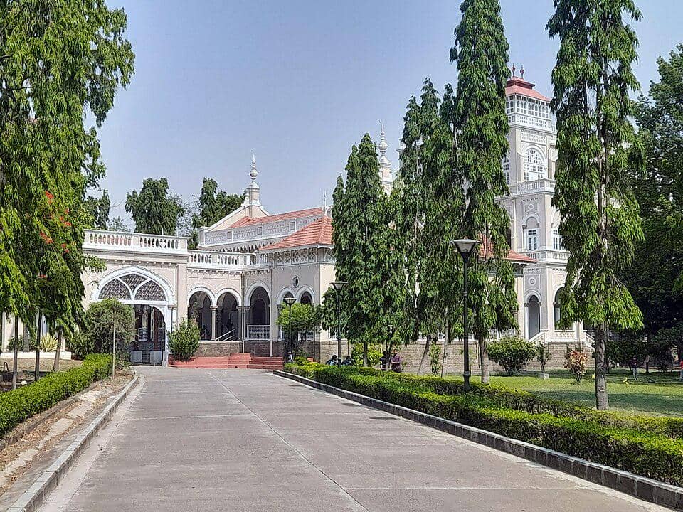Istana Aga Khan di India