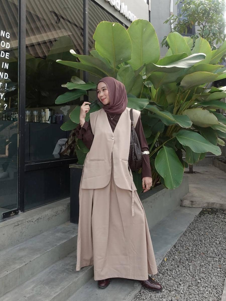 OOTD Smart Casual ala Fitri Hasiani