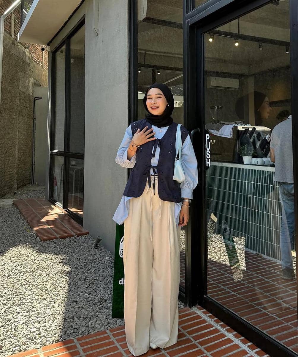 OOTD Smart Casual ala Fitri Hasiani