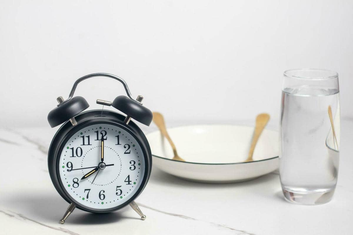 ilustrasi intermittent fasting