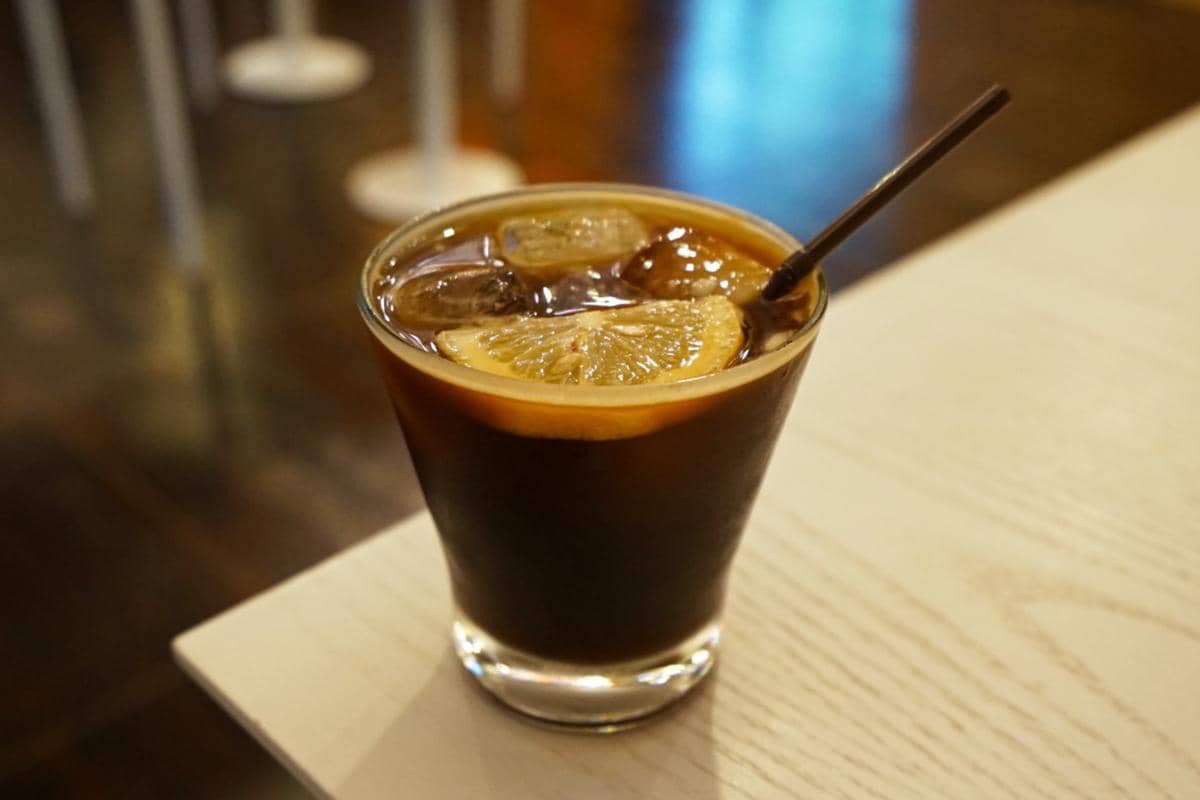 ilustrasi yuzu cold brew blended