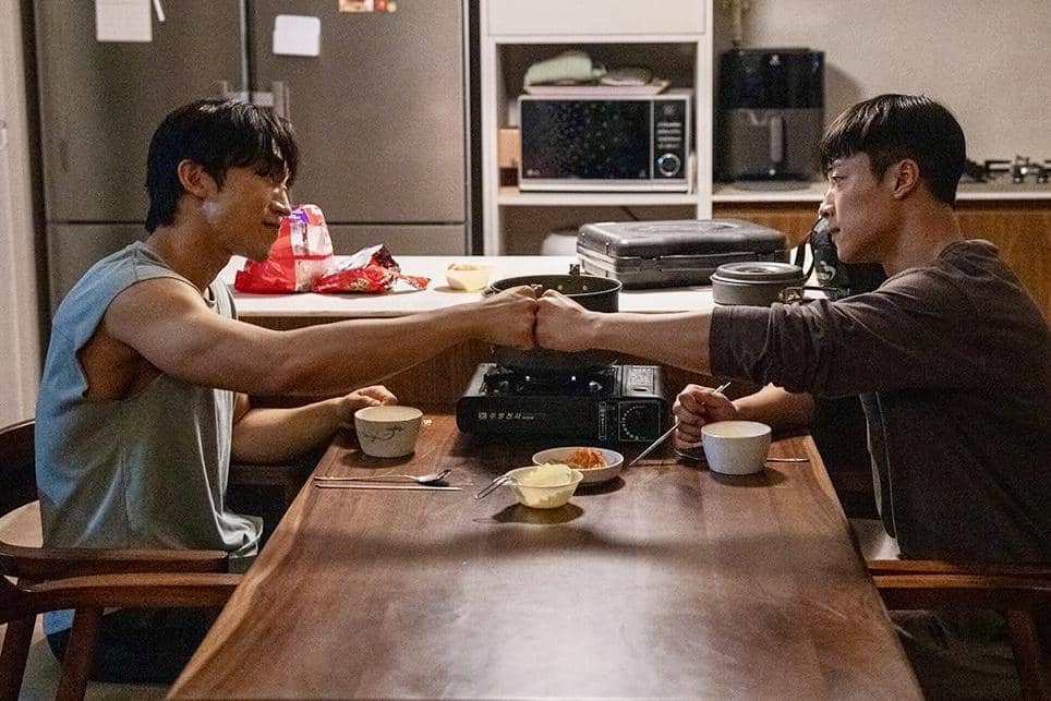 cuplikan drakor Bloodhounds 2 