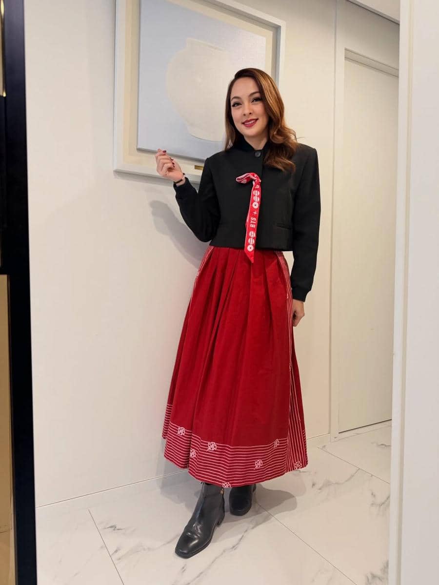 Dr. Reisa Brotoasmoro nonton konser BTS di Goyang Stadium