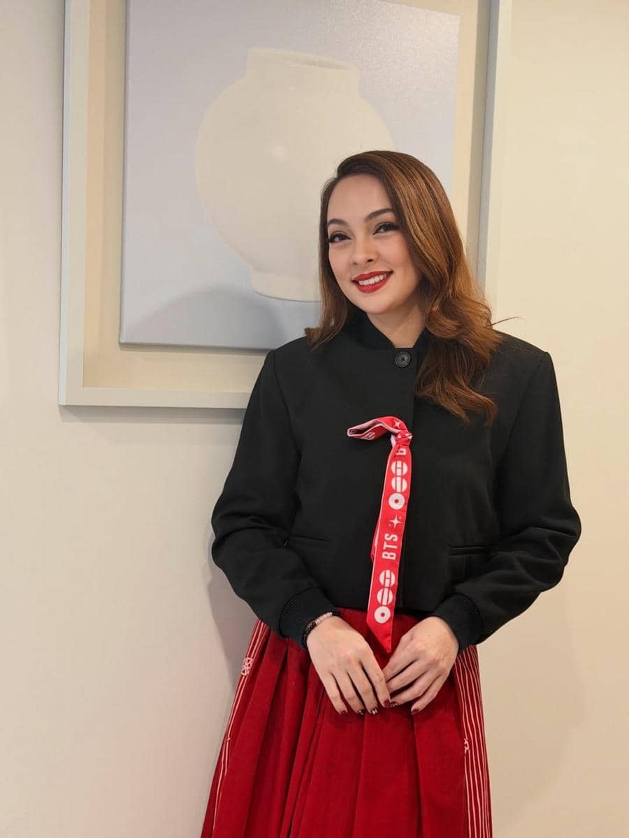 Dr. Reisa Brotoasmoro nonton konser BTS di Goyang Stadium